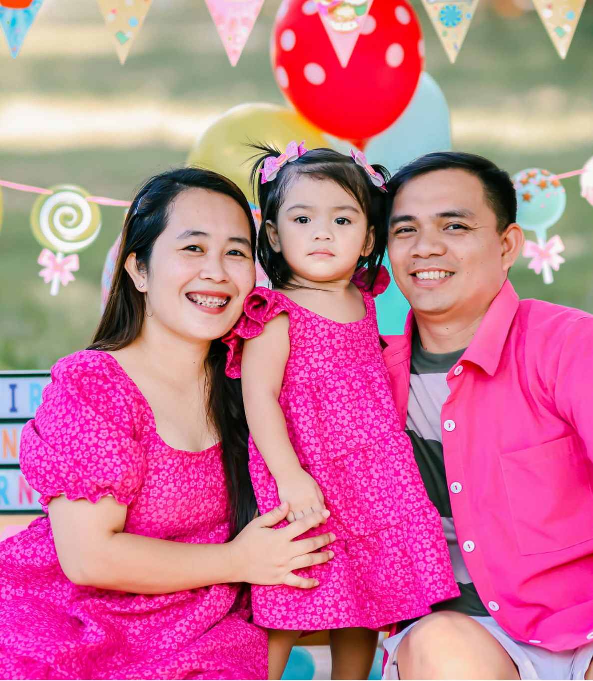 Parents and children in matching MiniMe sets